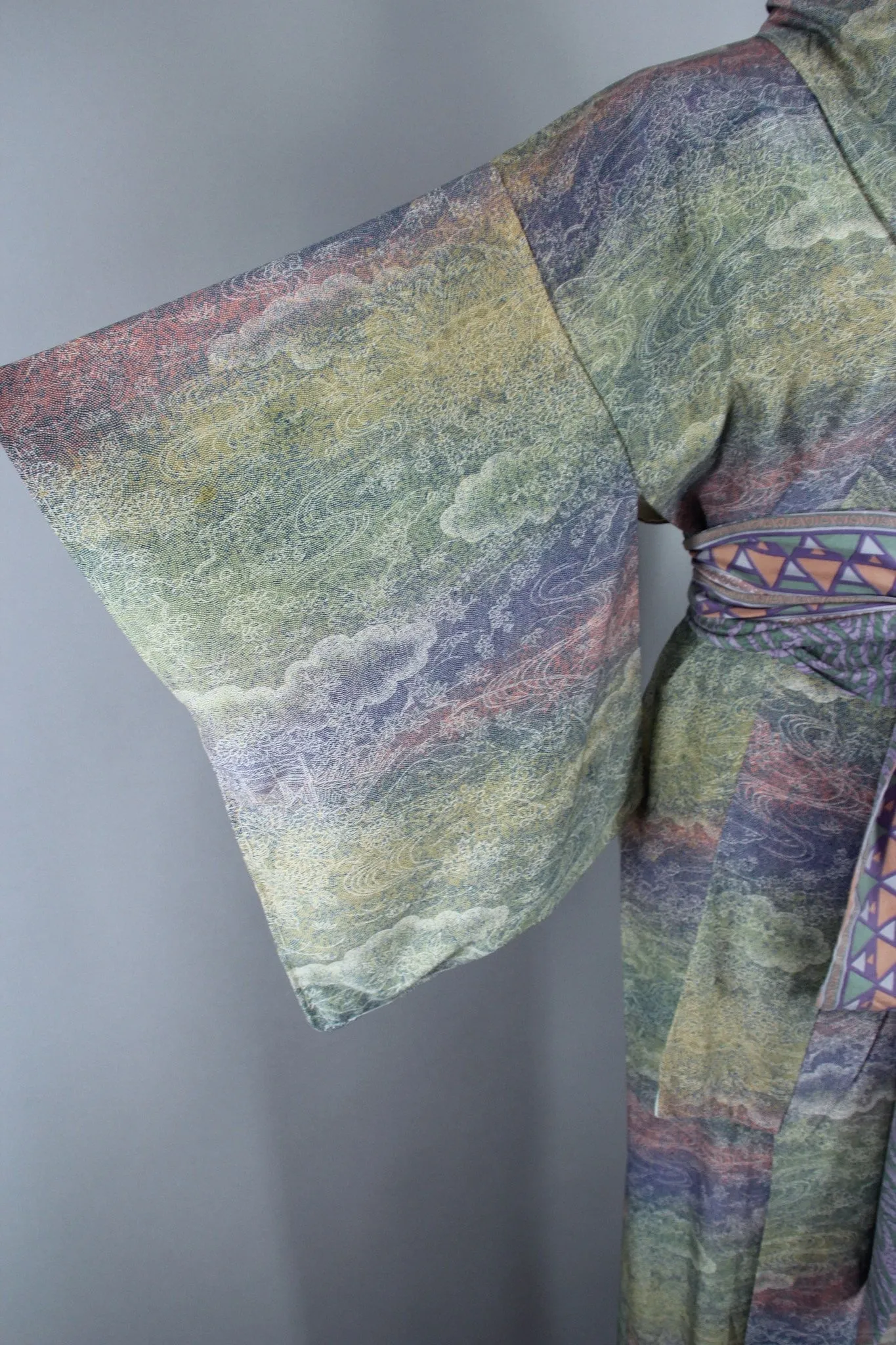 1950s Vintage Silk Kimono Robe / Green Purple Ombre