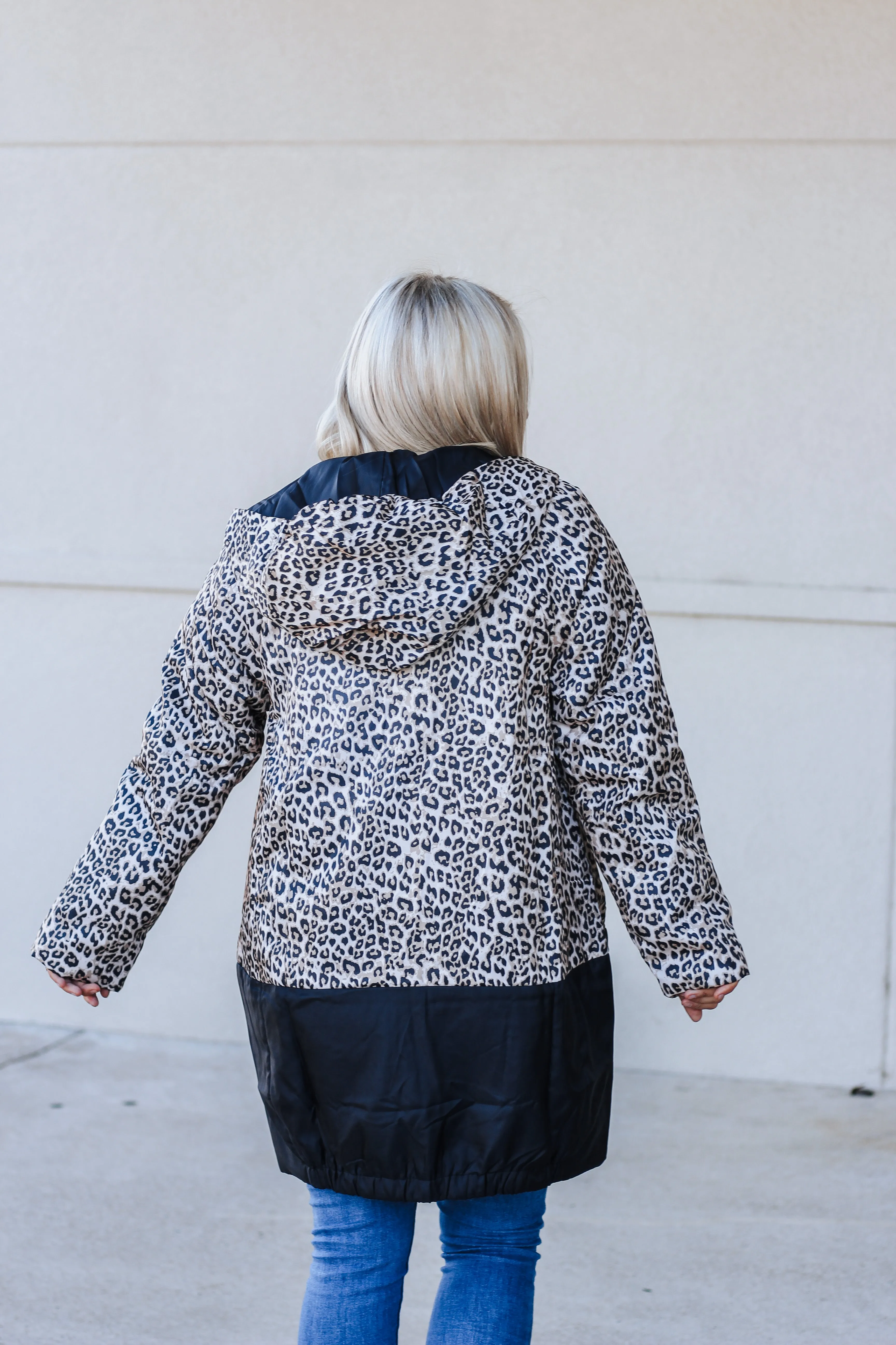 Chic and Cozy Leopard Printed Padded Jacket