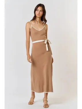 CONTRAST TIE WAIST MAXI DRESS