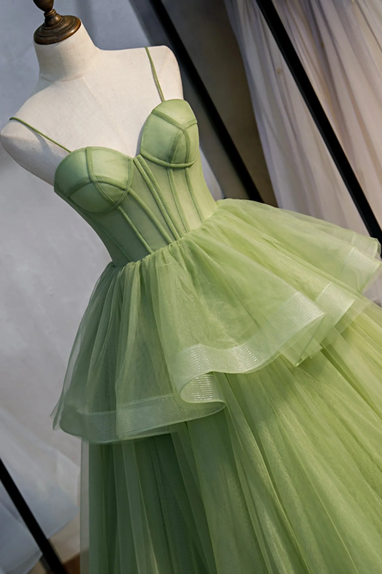 Green Tulle Long Prom Dresses, A-Line Evening Dresses with Train