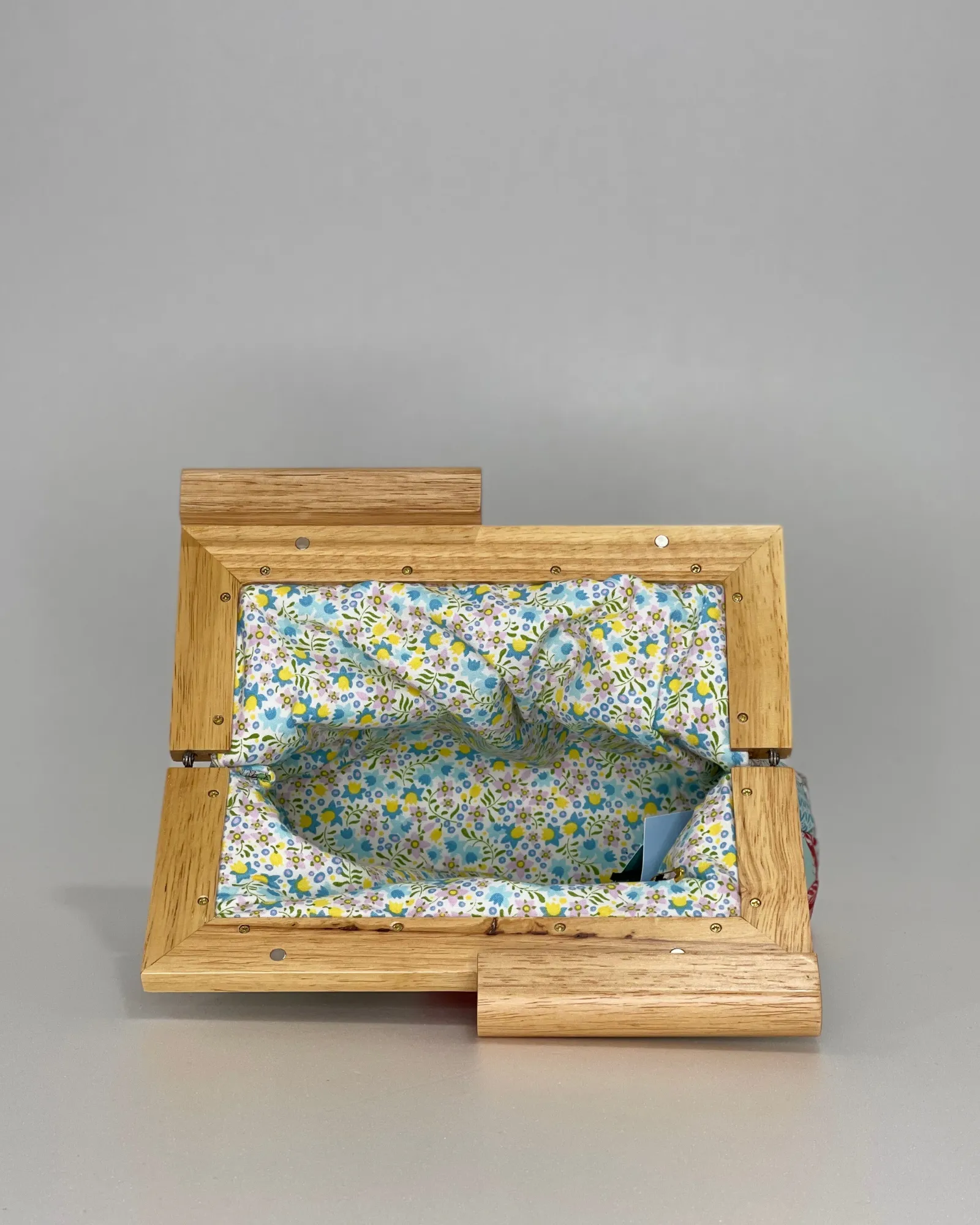 Japanese Flowers in Turquoise (Medium) Natural Frame - "Evelyn Clutch"