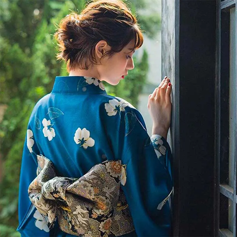 Japanese Kimono Traditional Dress