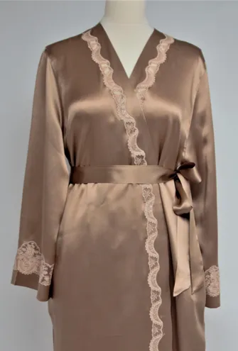 Luminosa Pure Silk Dressing Gown (In stock, 3 day delivery)