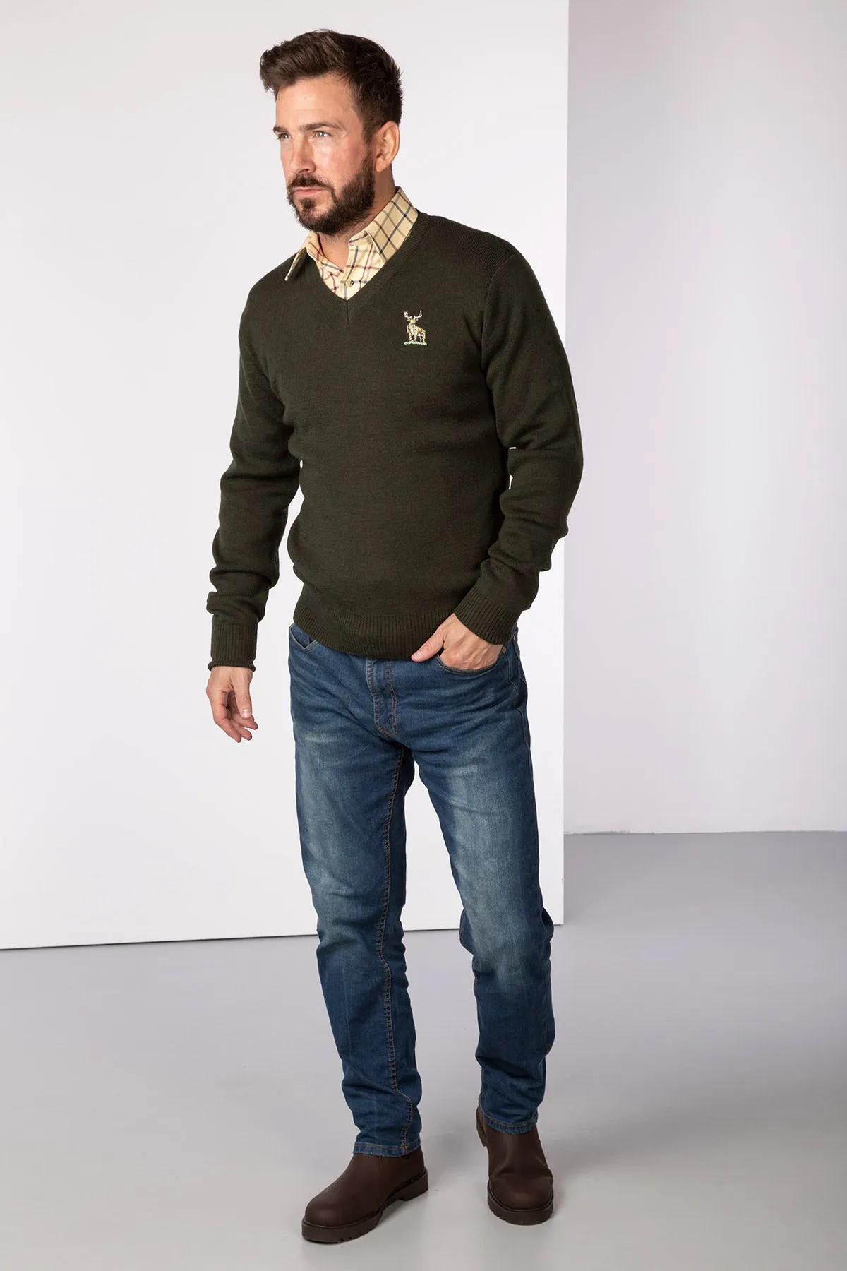 Men's Fine V Neck Shooting Jumper