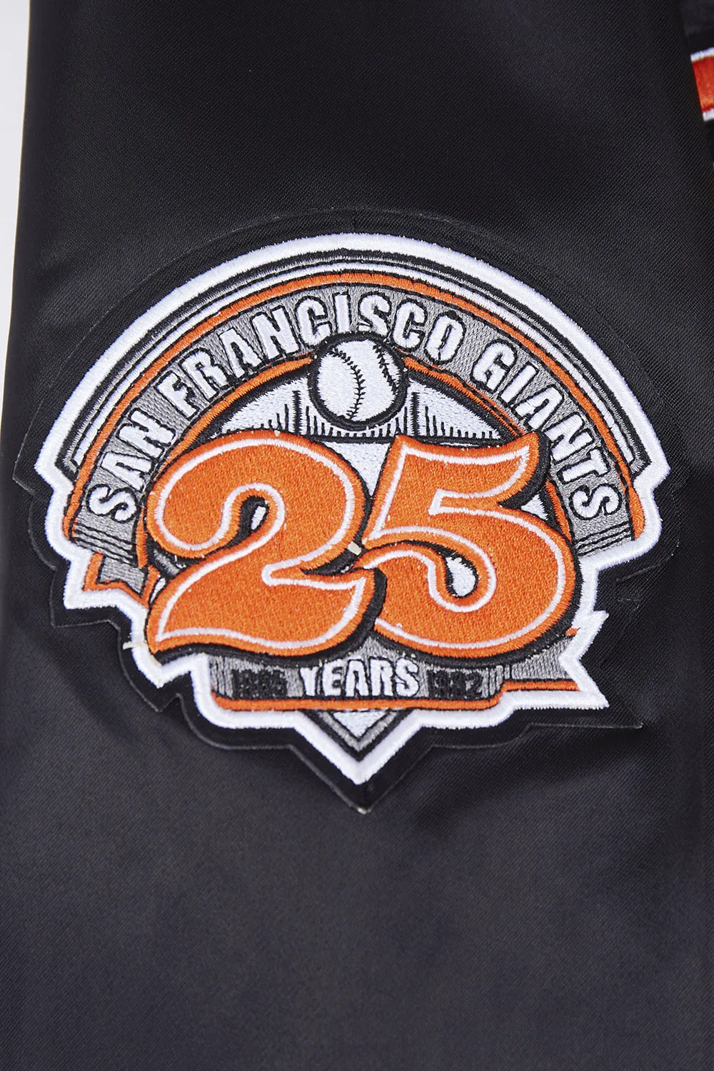 MLB SAN FRANCISCO GIANTS RETRO CLASSIC MEN'S RIB SATIN JACKET (BLACK/ORANGE)