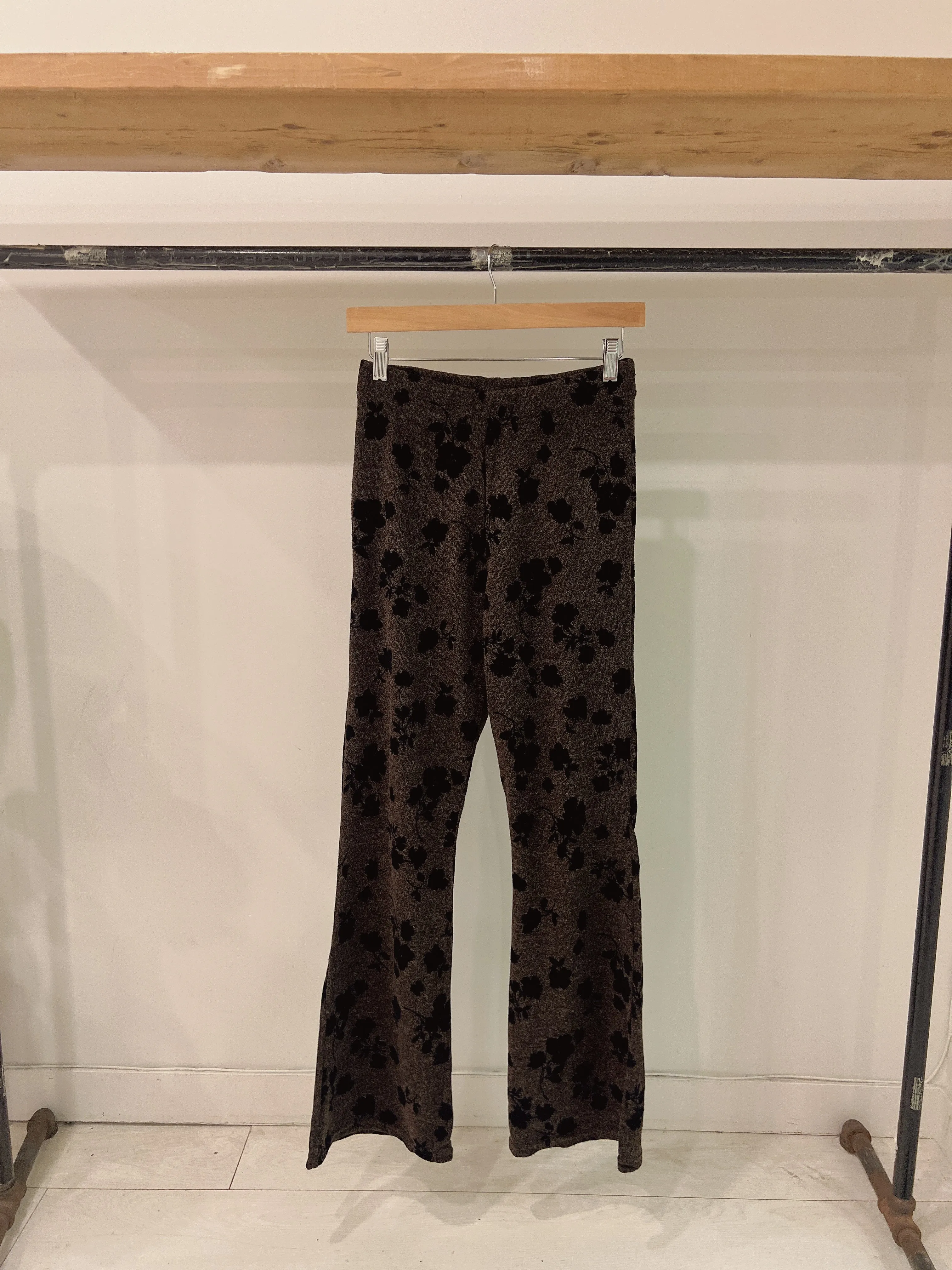 ROSA Flared knit pants