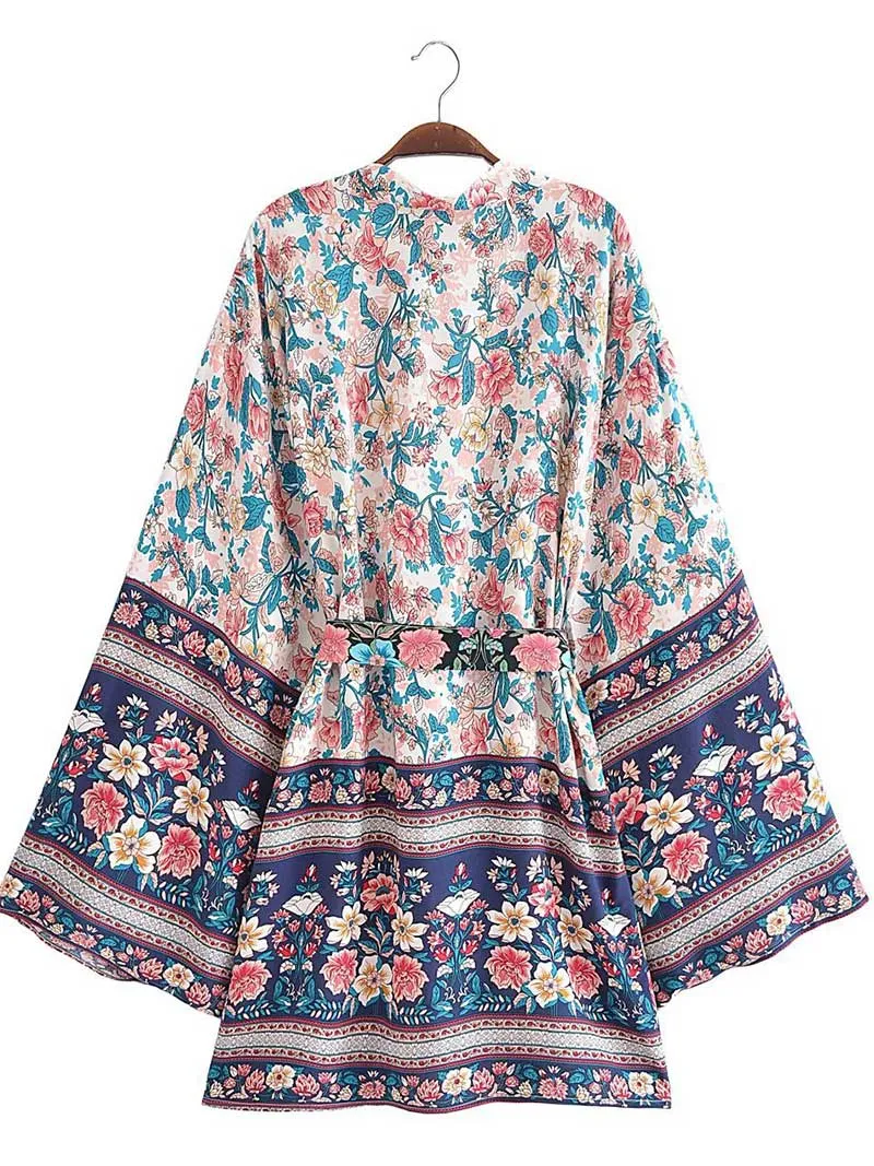 Short Kimono With Floral Print Blue