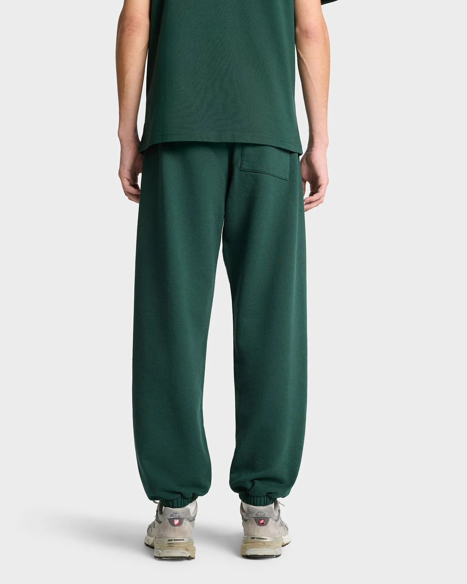 The Carlyle Script Sweatpant - Forest/White