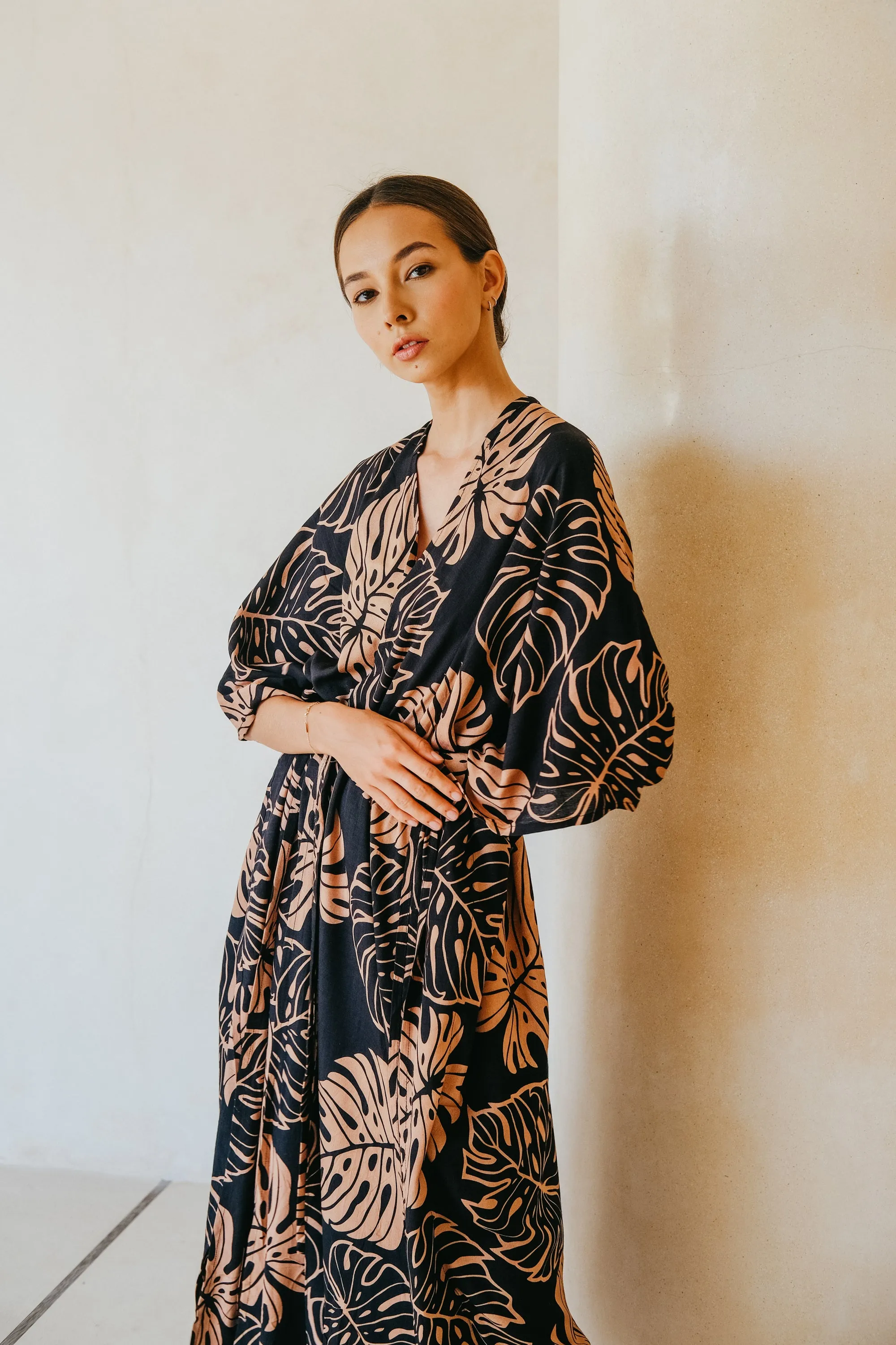 Tropical Palm Leaf Kimono in Black