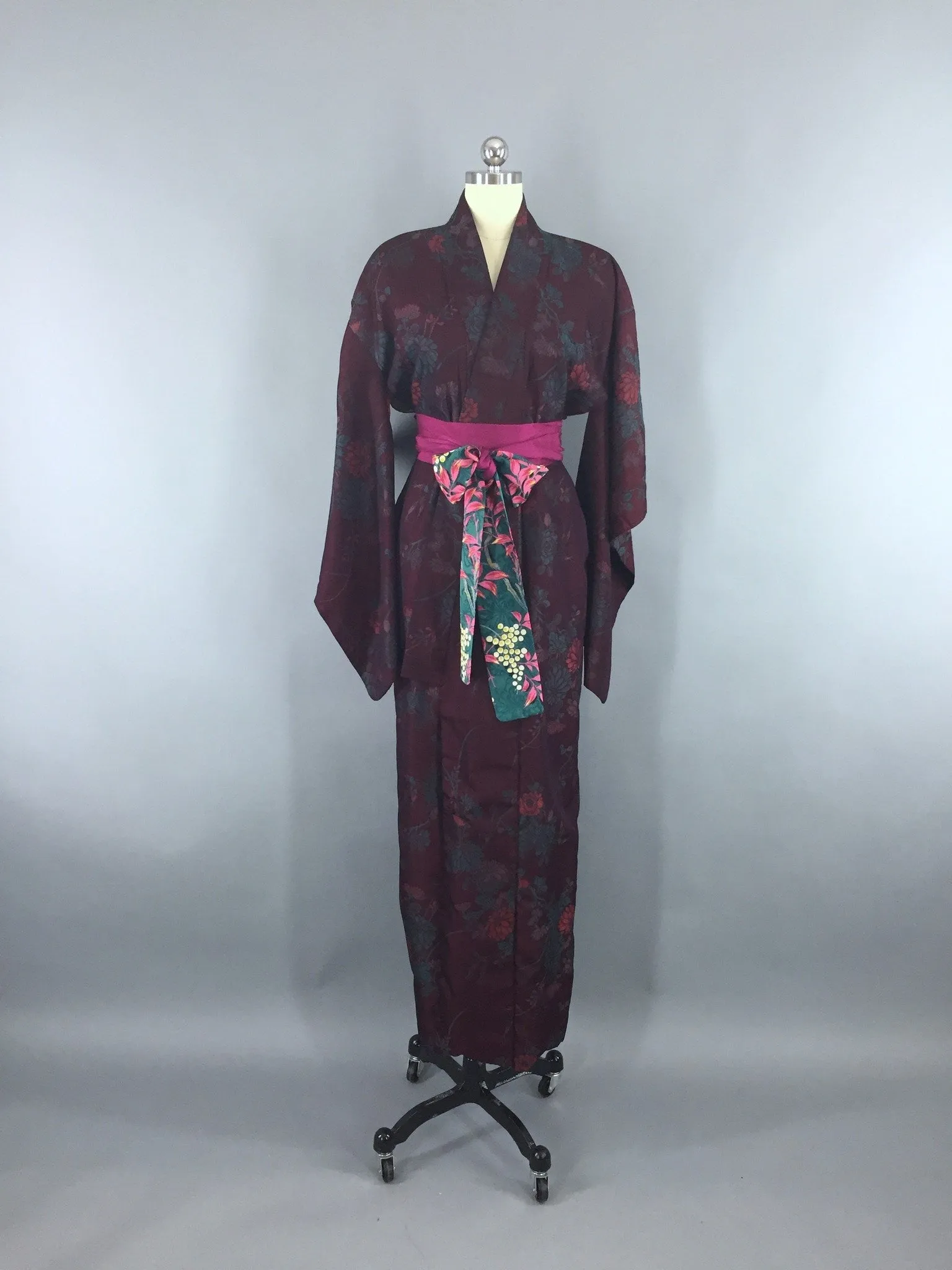 Vintage 1930s Silk Kimono Robe / Omeshi Embroidery Maroon & Teal Floral