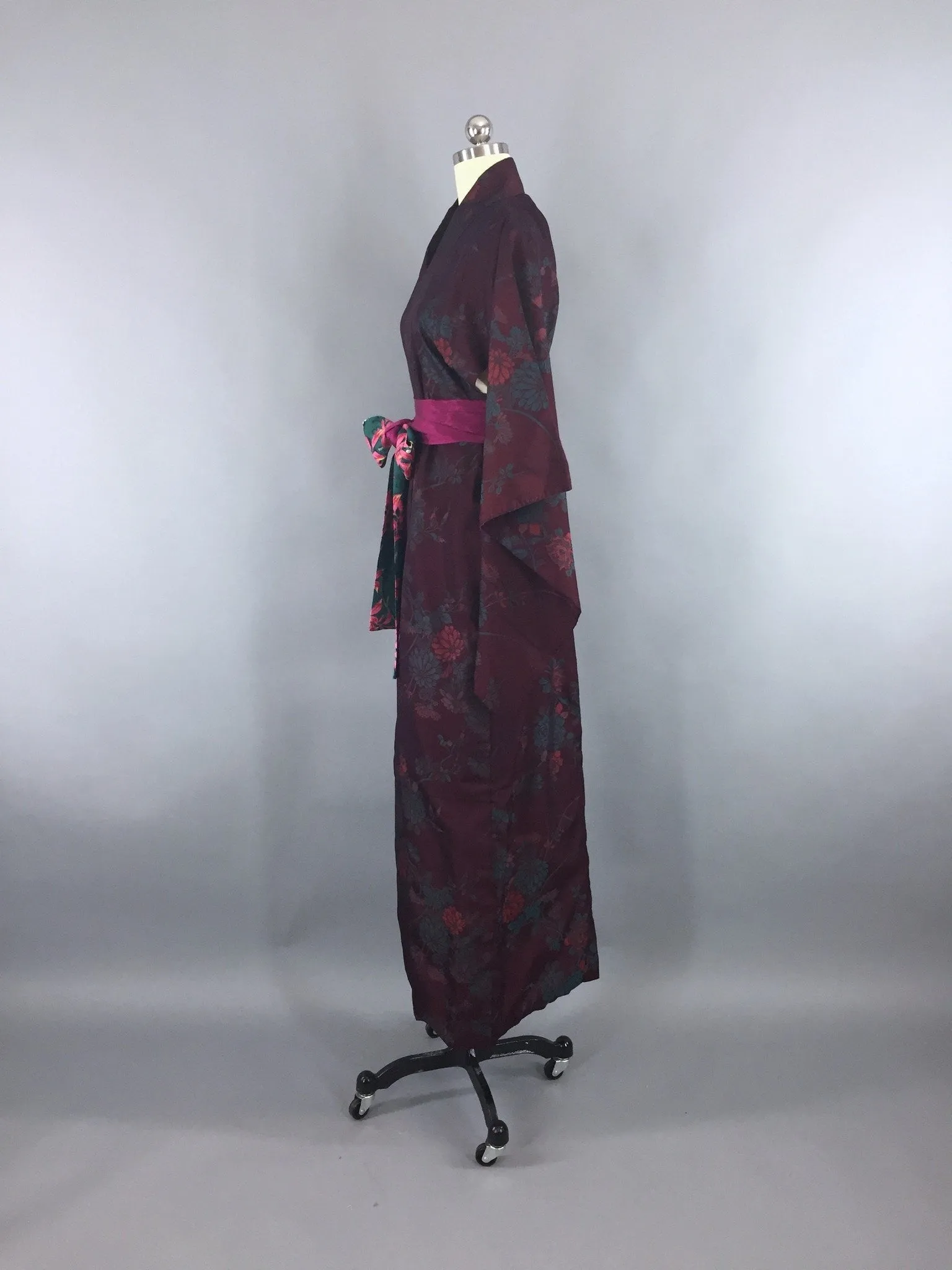 Vintage 1930s Silk Kimono Robe / Omeshi Embroidery Maroon & Teal Floral