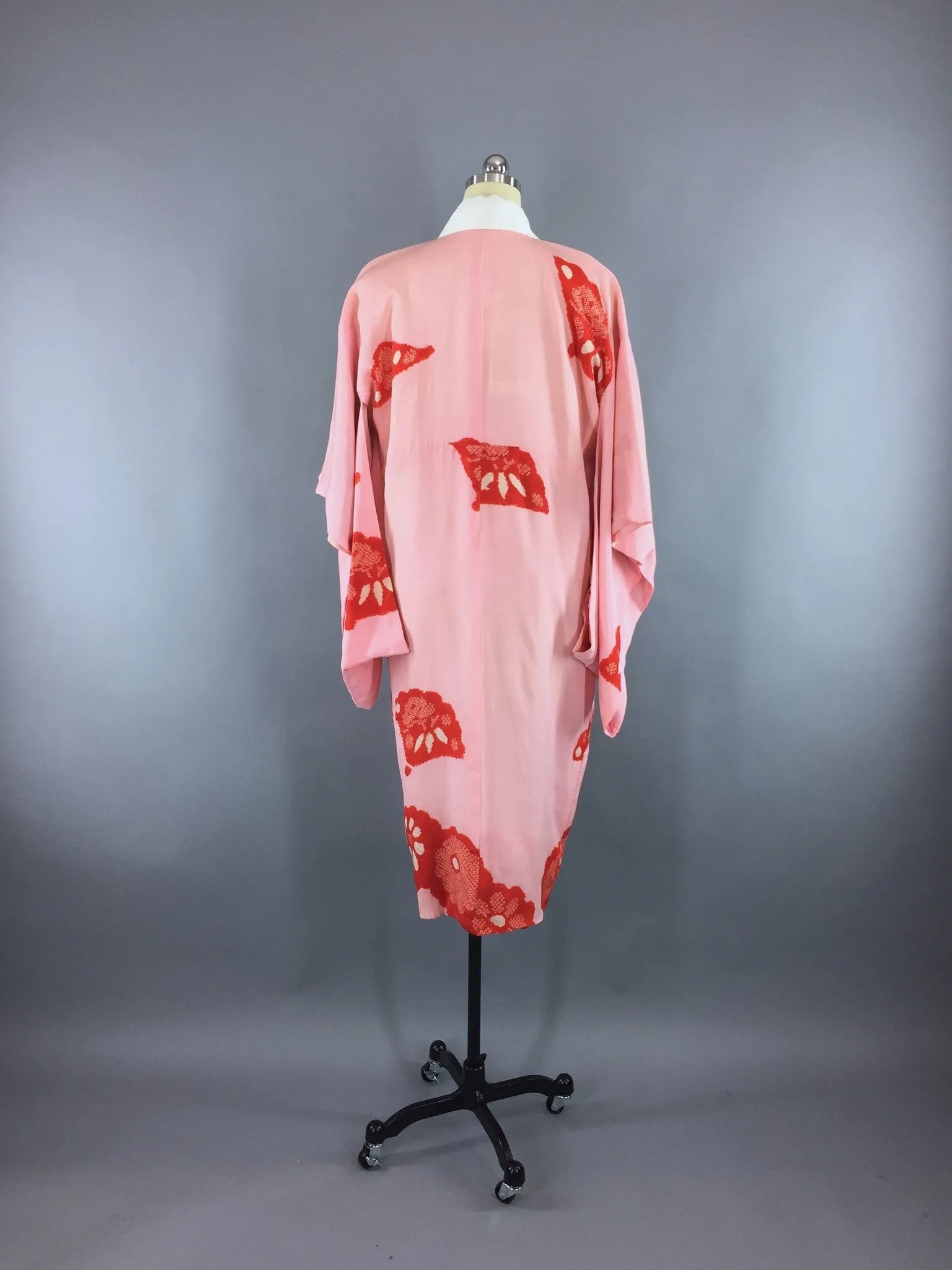 Vintage 1930s Silk Kimono Robe / Pink and Red Shibori Dyed Silk