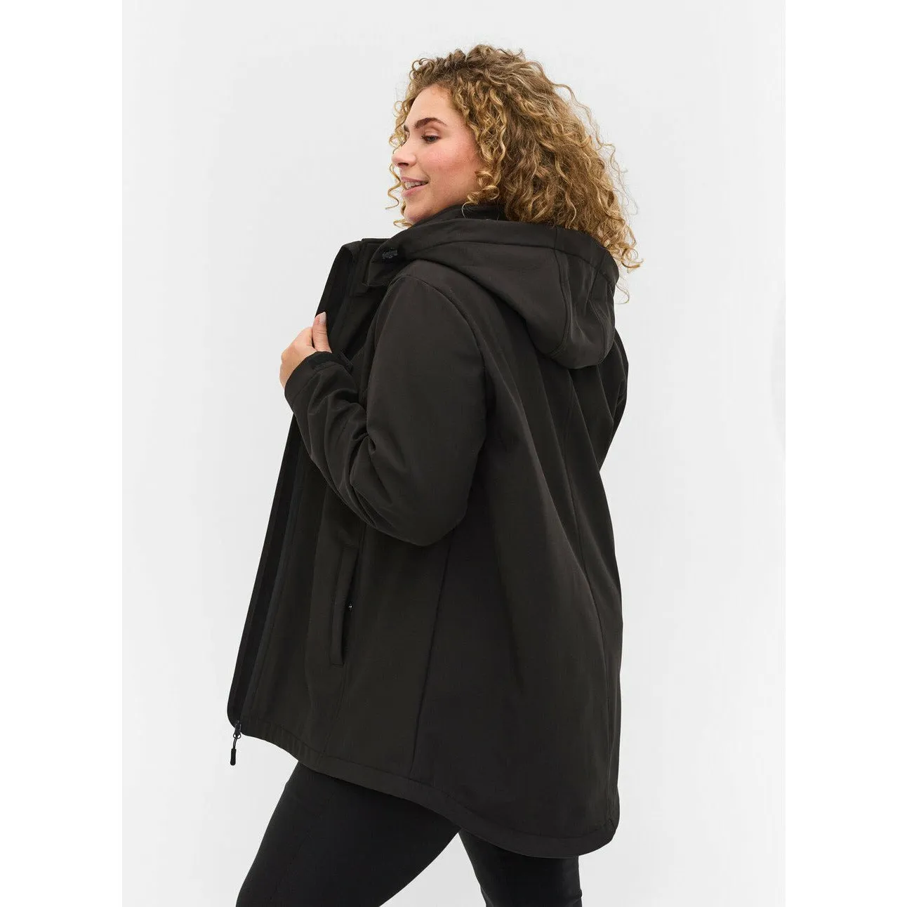 Zizzi Soft Shell Jacket in Black